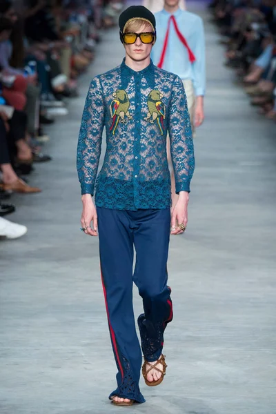 Look 20